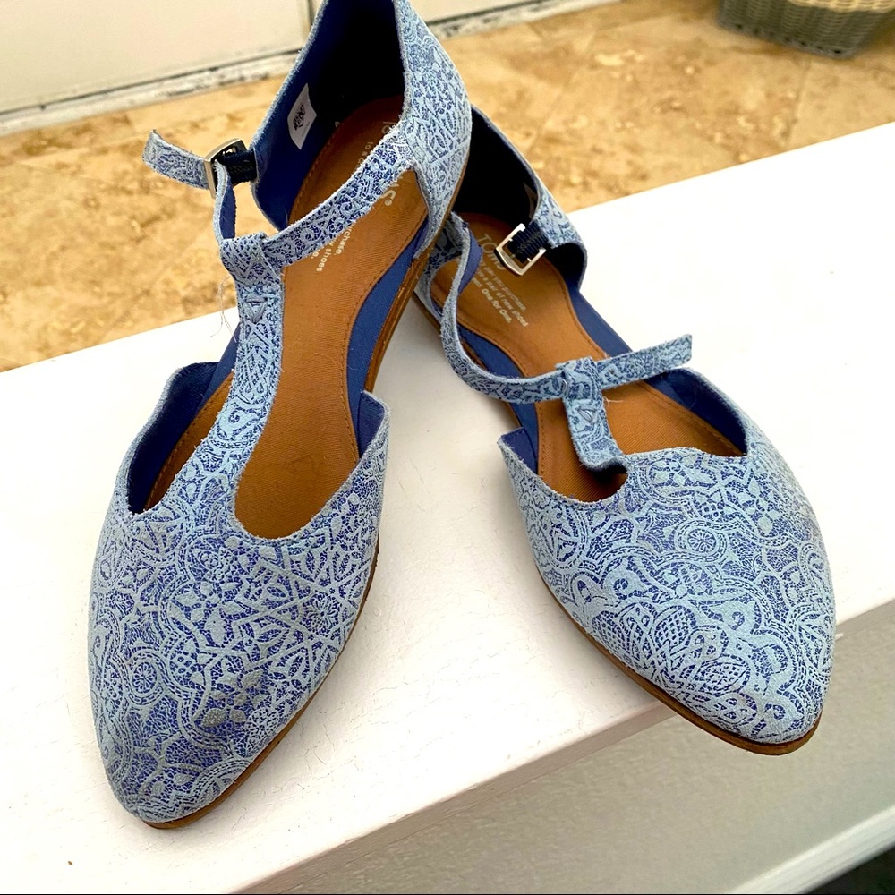 TOMS Dress Shoes